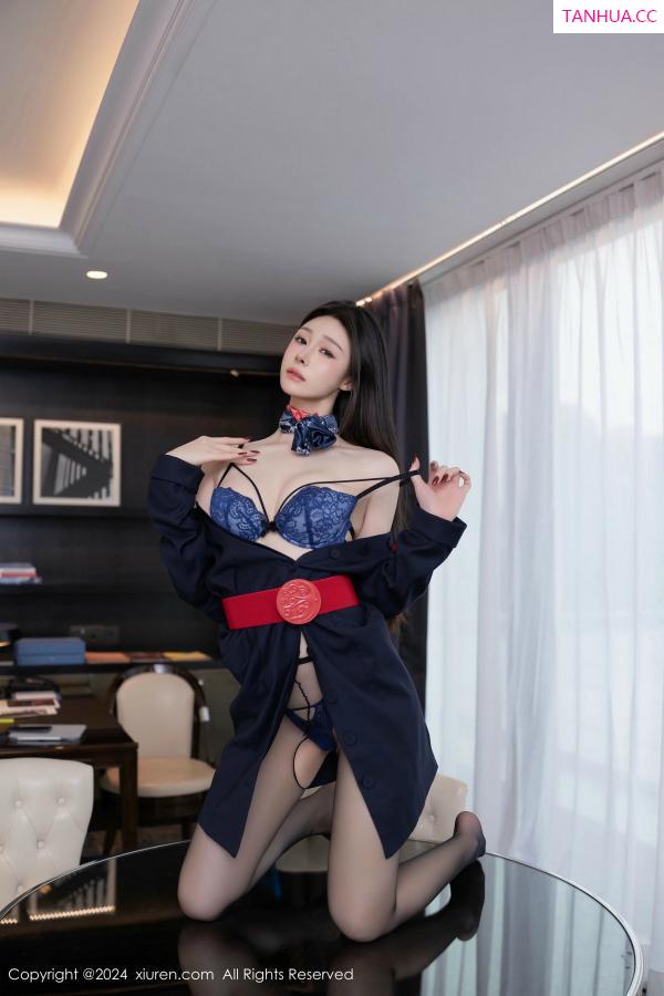 逗逗DouDou  [XiuRen]高清写真图 2024.12.13 No.9597 小逗逗 黑丝美腿第28张图片